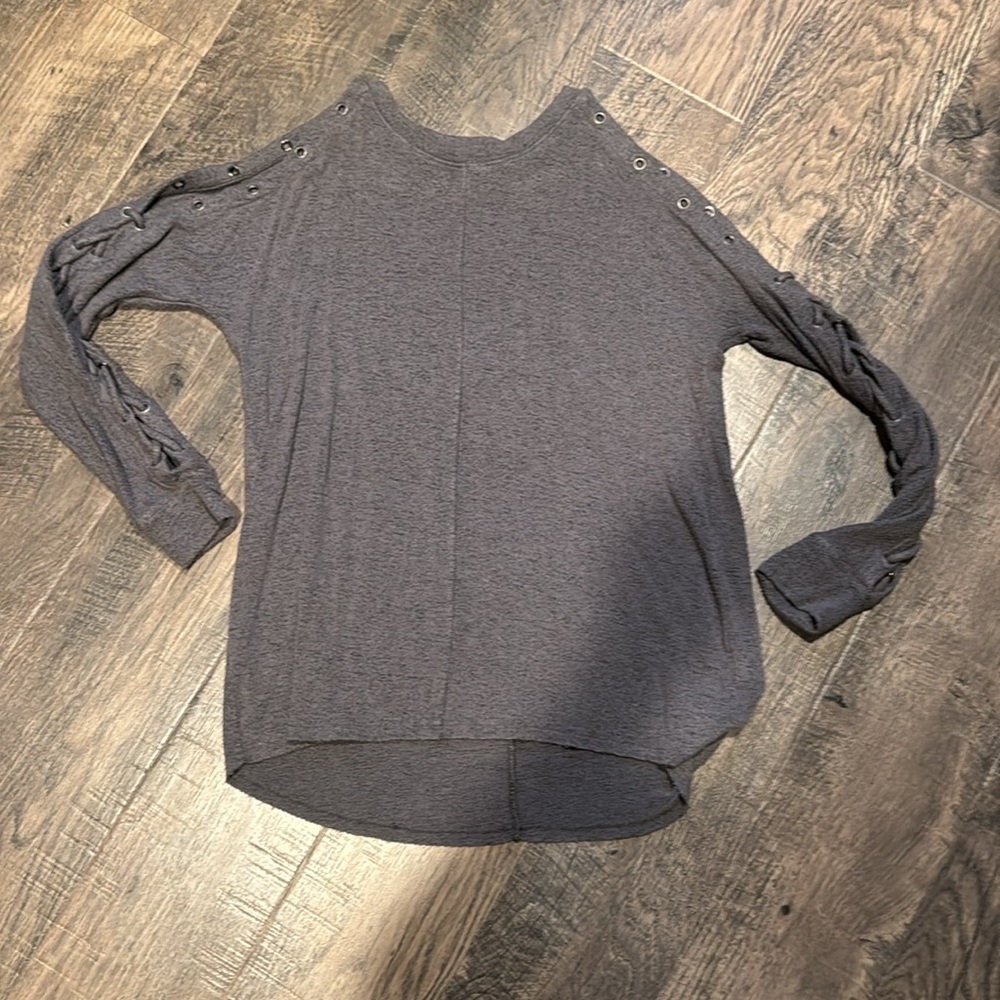 American Eagle Soft & Sexy Plush Charcoal Open shoulder lace long sleeve top